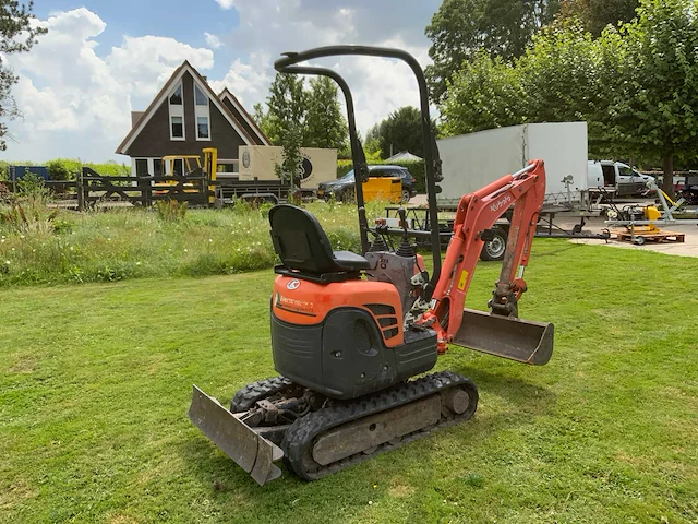 2012 kubota u10-3 rupsgraafmachine - afbeelding 22 van  25
