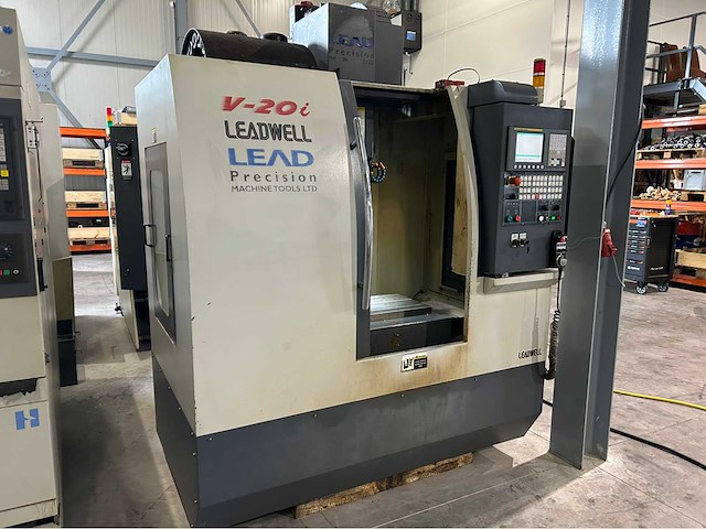 2012 leadwell v-20i cnc universeel machinecentrum - afbeelding 1 van  16