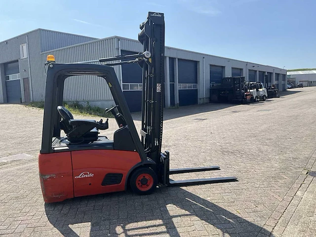 2012 linde e16c-01 vorkheftruck - afbeelding 13 van  18