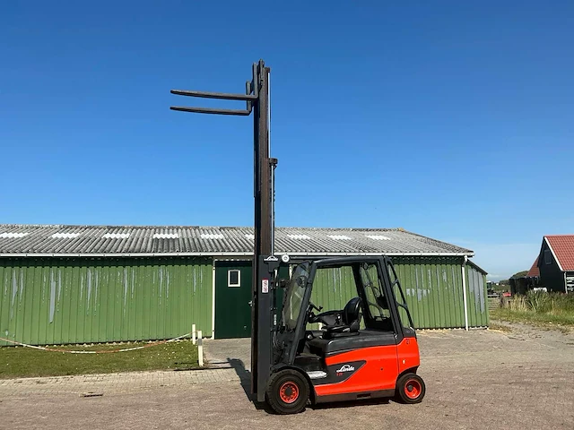2012 linde e25l-01 vorkheftruck - afbeelding 13 van  14