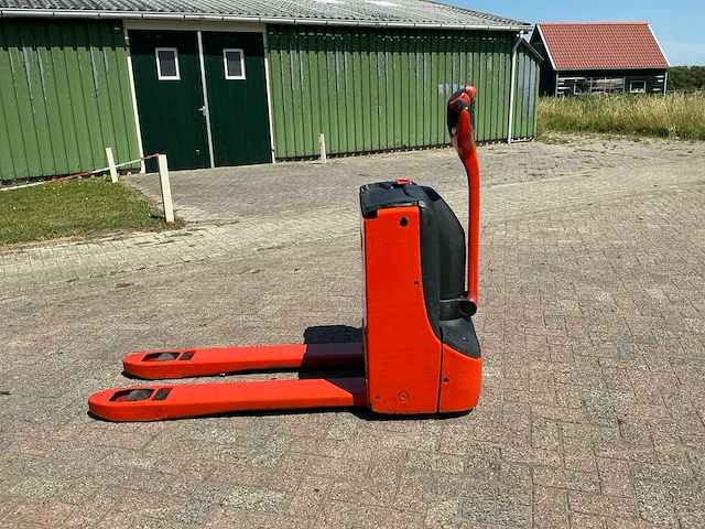 2012 linde t16 elektrische palletwagen - afbeelding 4 van  11