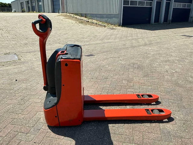 2012 linde t16 elektrische palletwagen - afbeelding 7 van  11