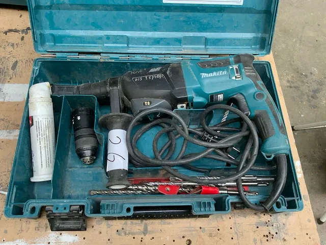 2012 makita hr2611ft boorhamer met beitelfunctie - afbeelding 4 van  4
