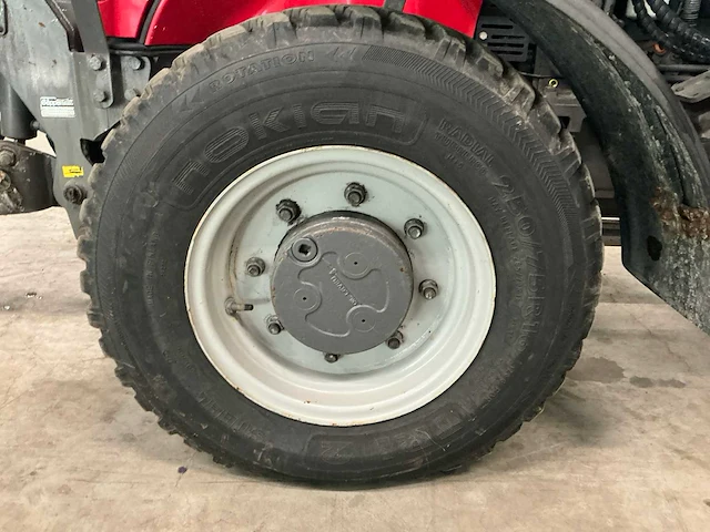 2012 massey ferguson 3640 f tractor met maaiarm - afbeelding 2 van  38