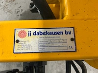 2012 massey ferguson 3640 f tractor met maaiarm - afbeelding 22 van  38