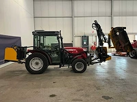 2012 massey ferguson 3640 f tractor met maaiarm - afbeelding 33 van  38