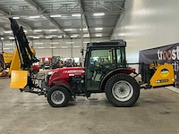 2012 massey ferguson 3640 f tractor met maaiarm - afbeelding 36 van  38