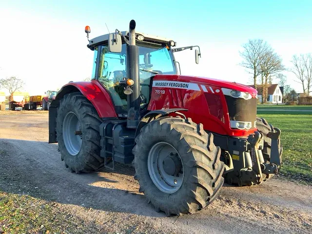 2012 massey ferguson 7619 dyna-6 vierwielaangedreven landbouwtractor - afbeelding 12 van  43