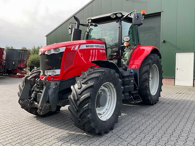 2012 massey ferguson 7619 dyna-6 vierwielaangedreven landbouwtractor - afbeelding 12 van  46