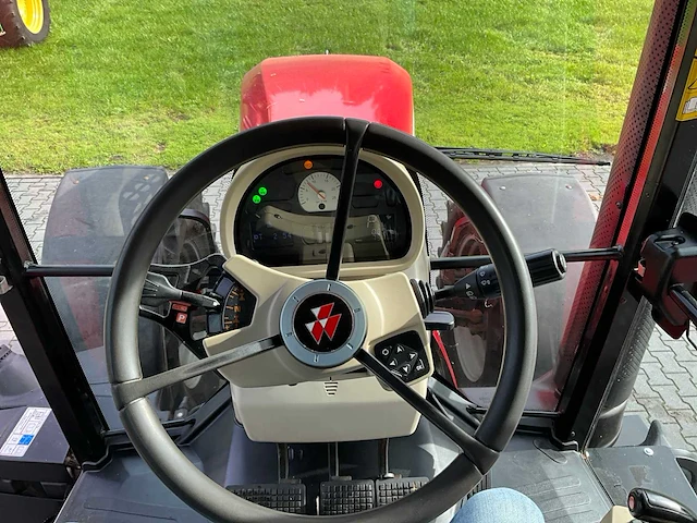 2012 massey ferguson 7619 dyna-6 vierwielaangedreven landbouwtractor - afbeelding 24 van  46