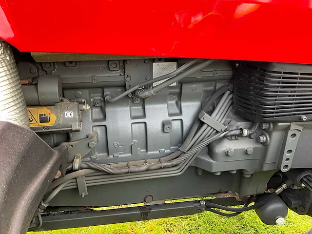 2012 massey ferguson 7619 dyna-6 vierwielaangedreven landbouwtractor - afbeelding 40 van  46
