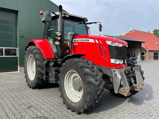 2012 massey ferguson 7619 dyna-6 vierwielaangedreven landbouwtractor - afbeelding 34 van  46