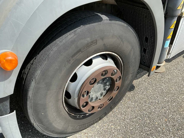2012 mercedes-benz axor vrachtwagen met hoogwerker - afbeelding 3 van  86