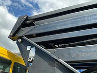 2012 mercedes-benz axor vrachtwagen met hoogwerker - afbeelding 25 van  86