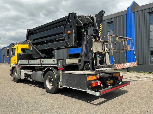 2012 mercedes-benz axor vrachtwagen - afbeelding 23 van  86