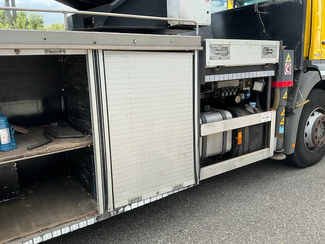2012 mercedes-benz axor vrachtwagen - afbeelding 35 van  86