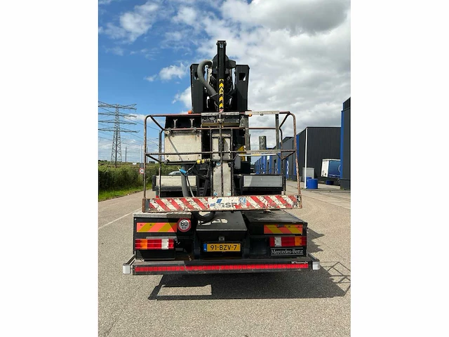 2012 mercedes-benz axor vrachtwagen - afbeelding 34 van  86