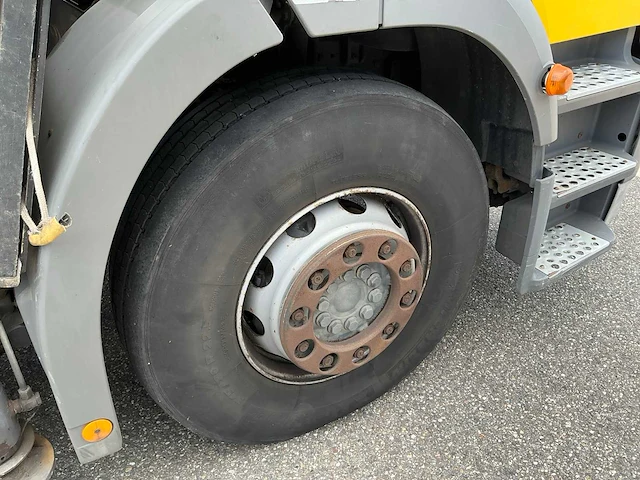 2012 mercedes-benz axor vrachtwagen - afbeelding 46 van  86