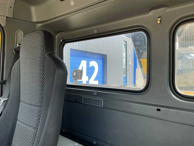 2012 mercedes-benz axor vrachtwagen - afbeelding 55 van  86