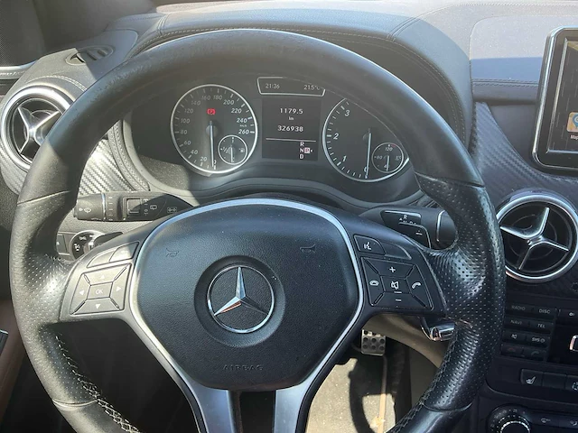 2012 mercedes-benz b-klasse b200 personenauto - afbeelding 16 van  33