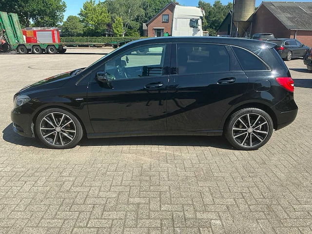 2012 mercedes-benz b-klasse b200 personenauto - afbeelding 32 van  33