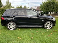 2012 mercedes-benz m-klasse ml 350 bluetec 4matic personenauto - afbeelding 25 van  27