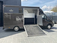 2012 mercedes-benz silver stone edition paardenvrachtwagen - afbeelding 3 van  37