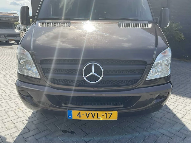 2012 mercedes-benz silver stone edition paardenvrachtwagen - afbeelding 33 van  37