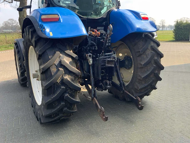 2012 new holland t7.200 vierwielaangedreven landbouwtractor - afbeelding 8 van  39