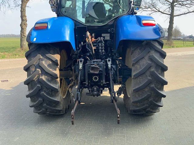 2012 new holland t7.200 vierwielaangedreven landbouwtractor - afbeelding 9 van  39