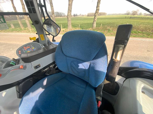 2012 new holland t7.200 vierwielaangedreven landbouwtractor - afbeelding 16 van  39