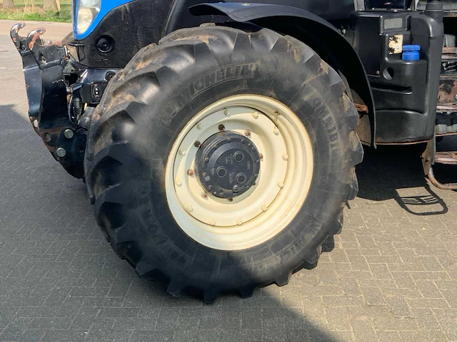 2012 new holland t7.200 vierwielaangedreven landbouwtractor - afbeelding 30 van  39