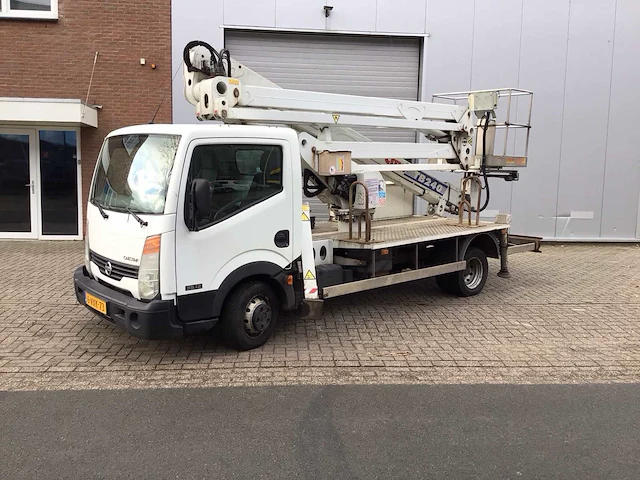 2012 nissan cabstar e cmc tb240 autohoogwerker - afbeelding 1 van  24