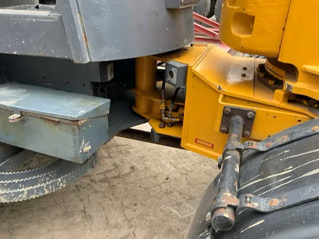 2012 paus sl755 shovel - afbeelding 17 van  33