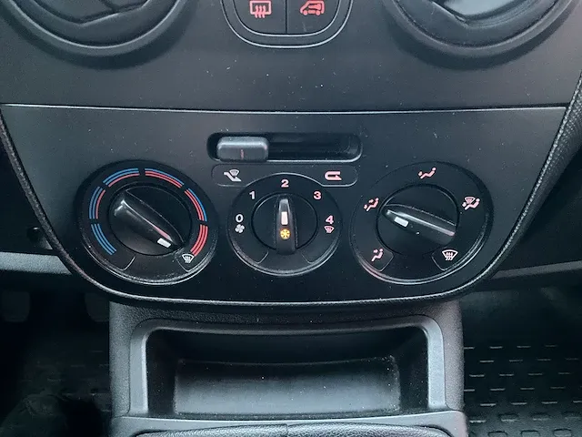 2012 peugeot bipper 1.3 hdi xt bedrijfswagen - afbeelding 17 van  27