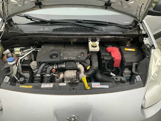 2012 peugeot partner bedrijfswagen - afbeelding 10 van  18