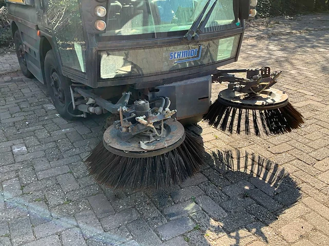 2012 schmidt swingo compact sweeper 200 zelfrijdende veegmachine - afbeelding 13 van  39