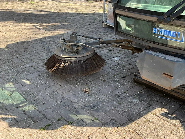2012 schmidt swingo compact sweeper 200 zelfrijdende veegmachine - afbeelding 22 van  39