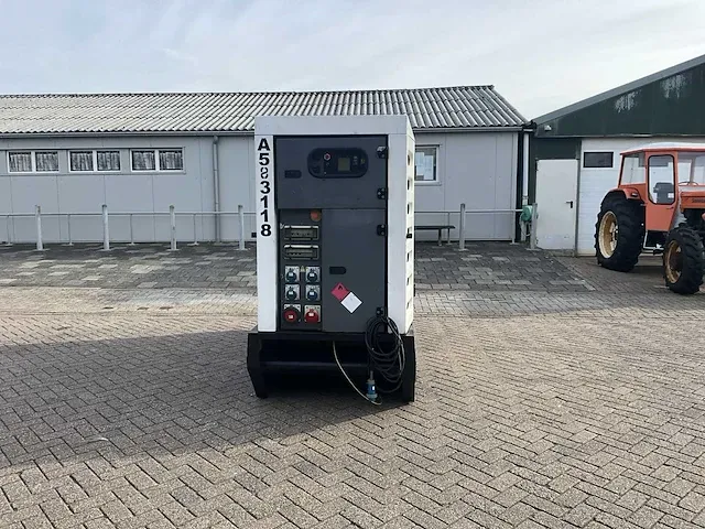 2012 sdmo r110 stroomgenerator - afbeelding 18 van  24