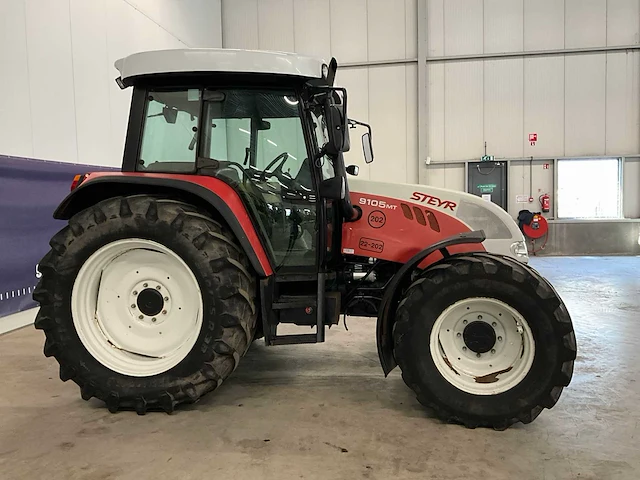 2012 steyr 9105 mt vierwielaangedreven landbouwtractor - afbeelding 22 van  27