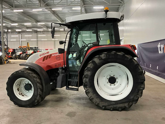 2012 steyr 9105 mt vierwielaangedreven landbouwtractor - afbeelding 26 van  27