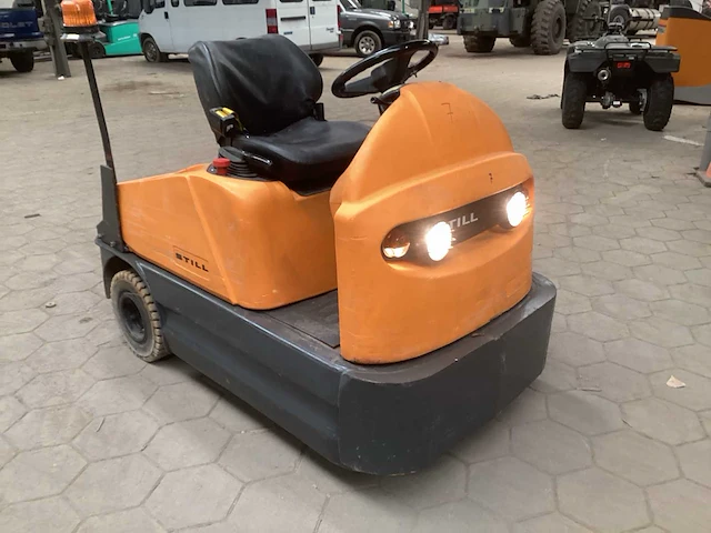 2012 still r06 industriële trekker - afbeelding 2 van  10