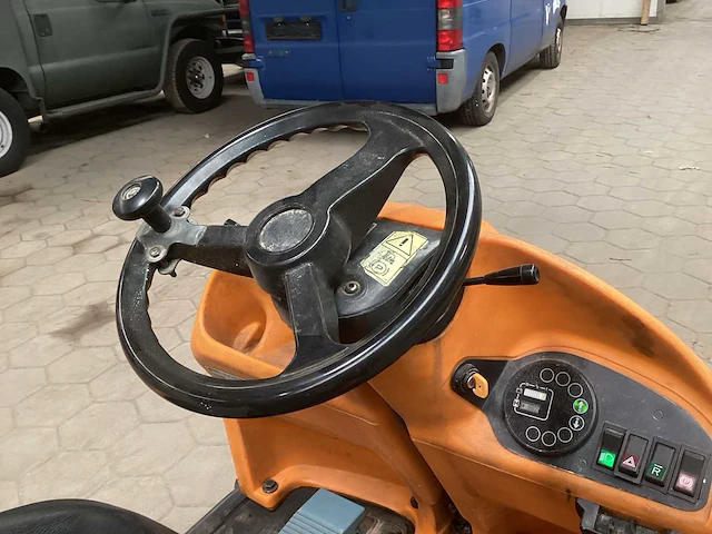 2012 still r06 industriële trekker - afbeelding 7 van  10