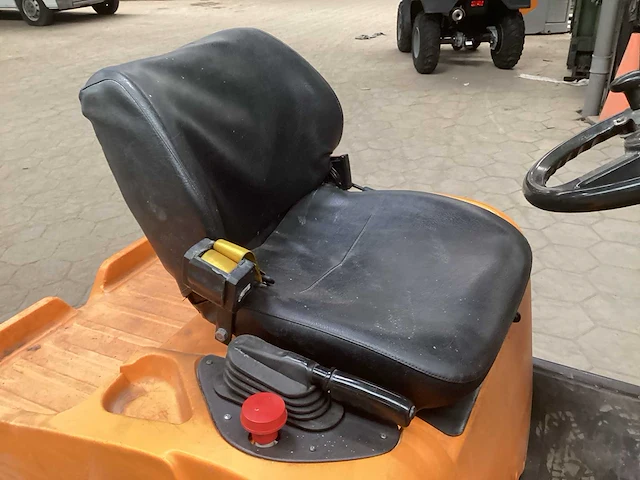 2012 still r06 industriële trekker - afbeelding 8 van  10