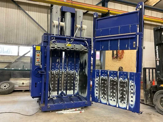 2012 strautmann pp 1207 plus papierpers - afbeelding 2 van  11