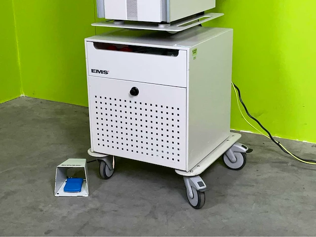 2012 swiss laserclast ft-211 endoscopisch lasersysteem voor steenbeheer - afbeelding 7 van  28