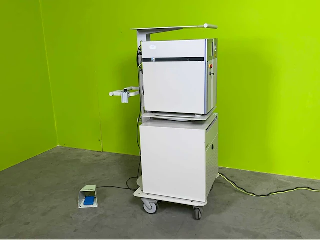2012 swiss laserclast ft-211 endoscopisch lasersysteem voor steenbeheer - afbeelding 22 van  28