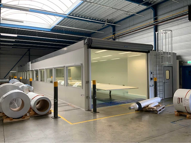 2012 swissqprint nyala 4 uv-print en coating lijn - afbeelding 22 van  49