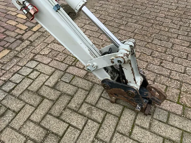 2012 takeuchi tb235 minigraafmachine - afbeelding 16 van  33