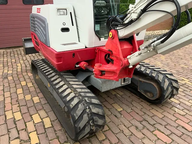 2012 takeuchi tb235 minigraafmachine - afbeelding 19 van  33